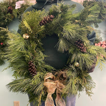 Load image into Gallery viewer, Christmas Wreath