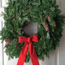 Load image into Gallery viewer, Christmas Wreath